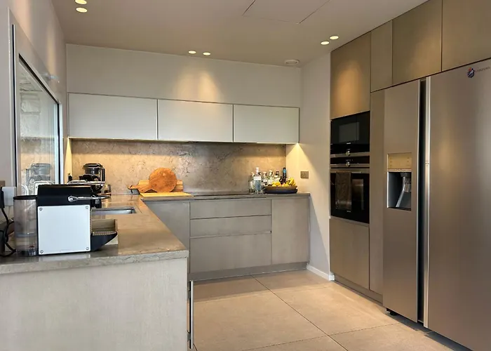 - For Rent - 2179 别墅 戛纳